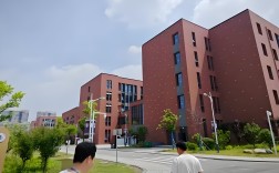 安徽初三學生落榜高中，建工技師學院提供新選擇