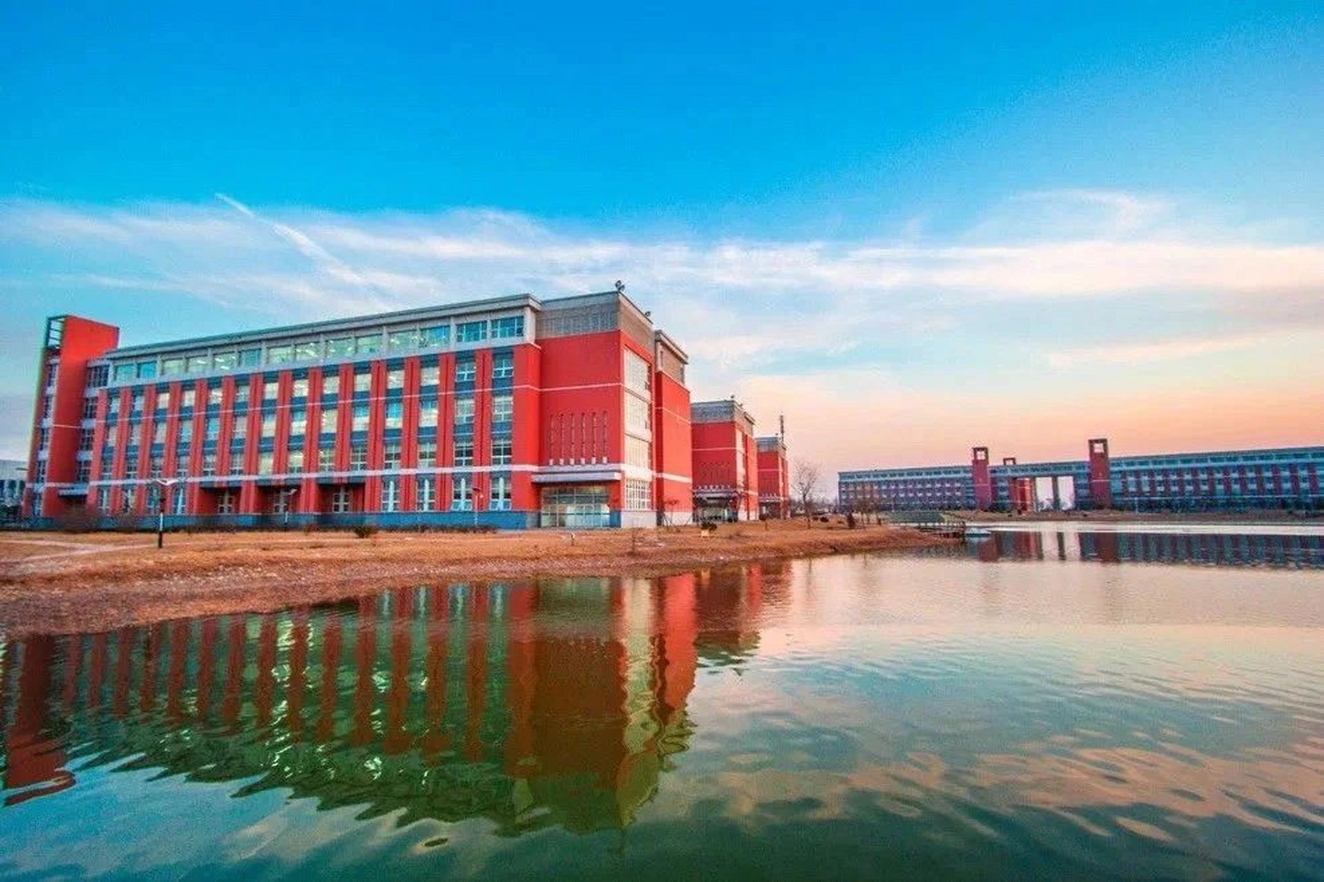 天津大學仁愛學院怎么樣(張雪峰談天津仁愛學院)-圖1