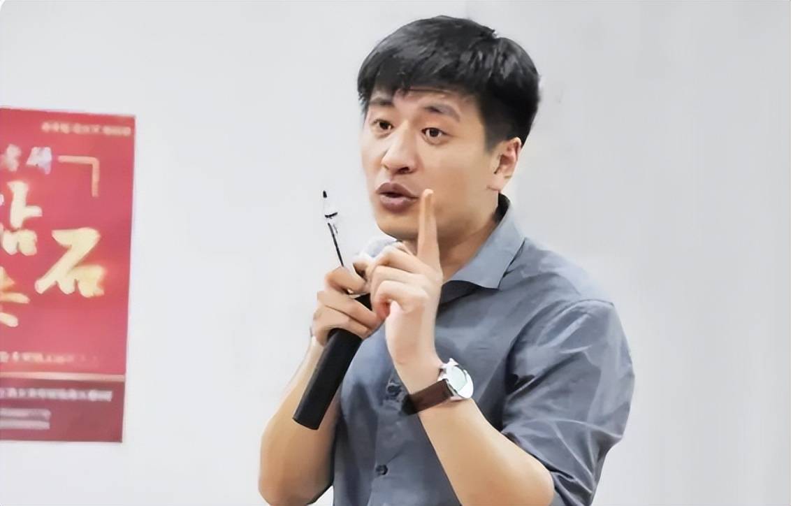 張雪峰談俄語專業(張雪峰小語種建議)-圖1