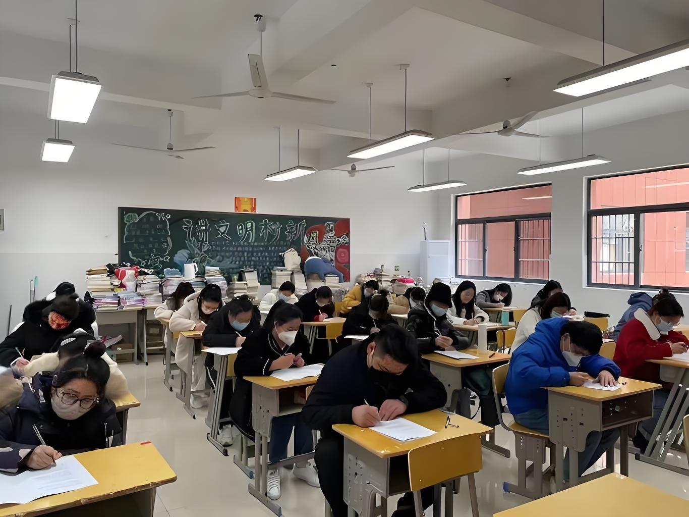 2025年安徽省成人高考怎么報名？-圖1